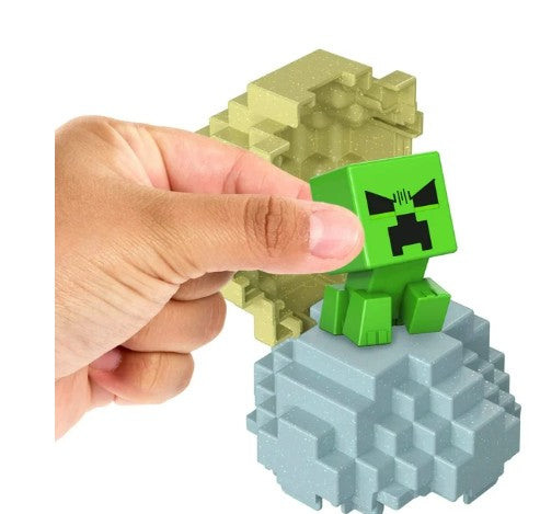 Minecraft - Mini Mode Spawn Egg with Surprise Mini Figure
